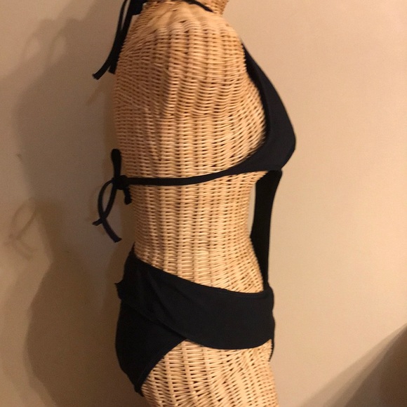 ShapeFX swimsuit 2 - Picture 2 of 5